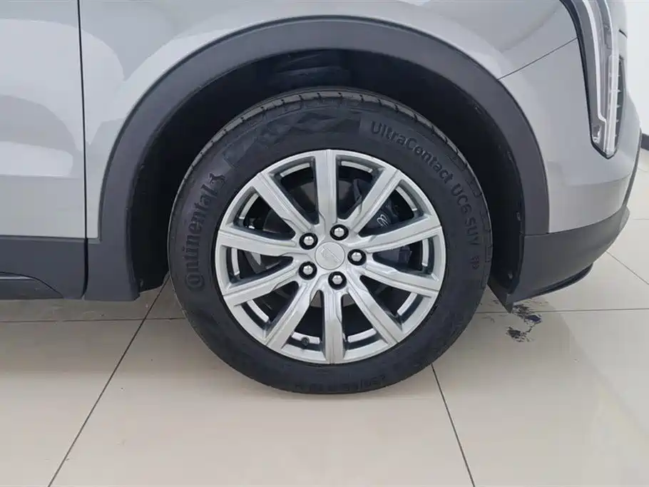 Cadillac XT4 2022 28T FWD Luxury фото 6