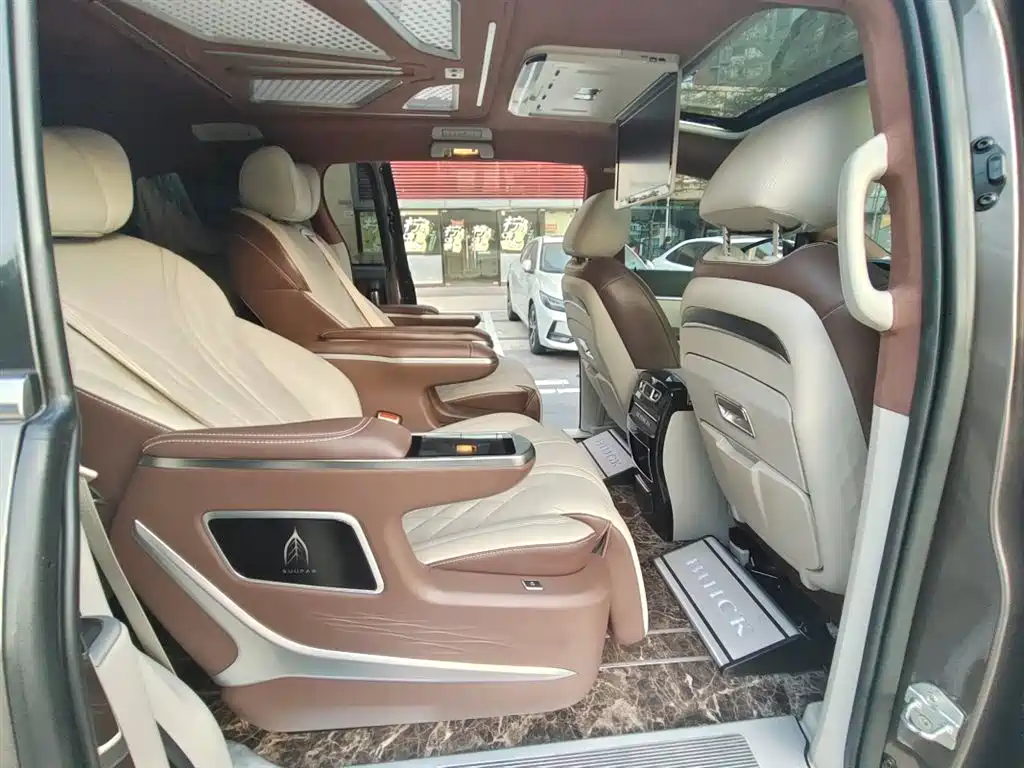 Buick GL8 2021 Land Business Class 652T Smart Luxury фото 9