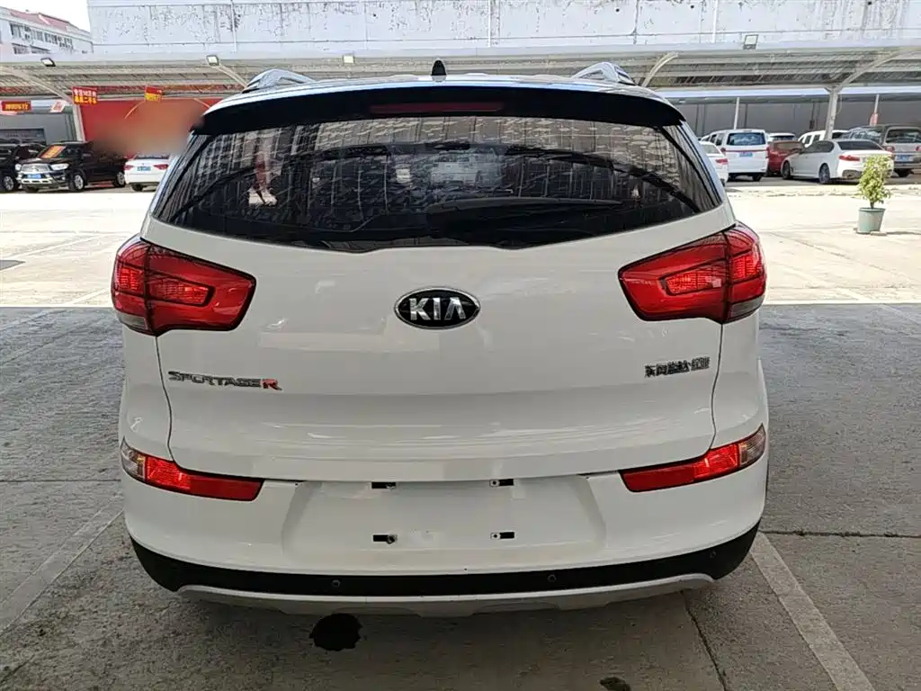 Kia Sportage 2016 2.0L Automatic 2WD GL фото 6