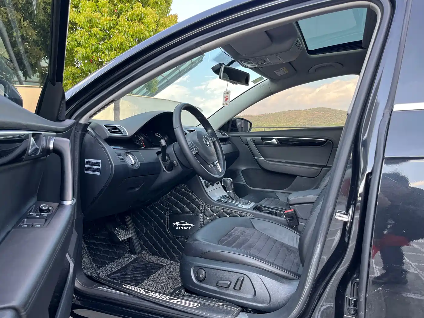 Volkswagen Magotan 2016 1.8TSI Smart Luxury фото 4