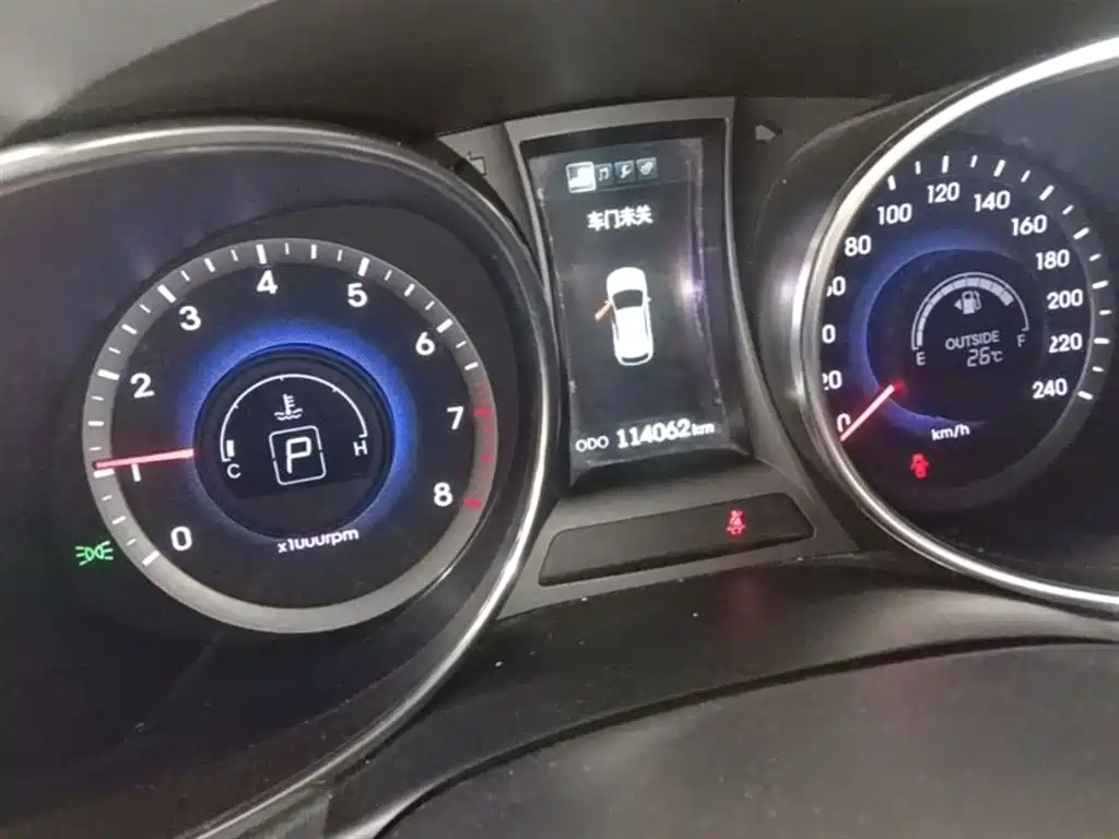 Hyundai Santa Fe 2015 2.4L Automatic 4WD Smart 5-seater фото 19