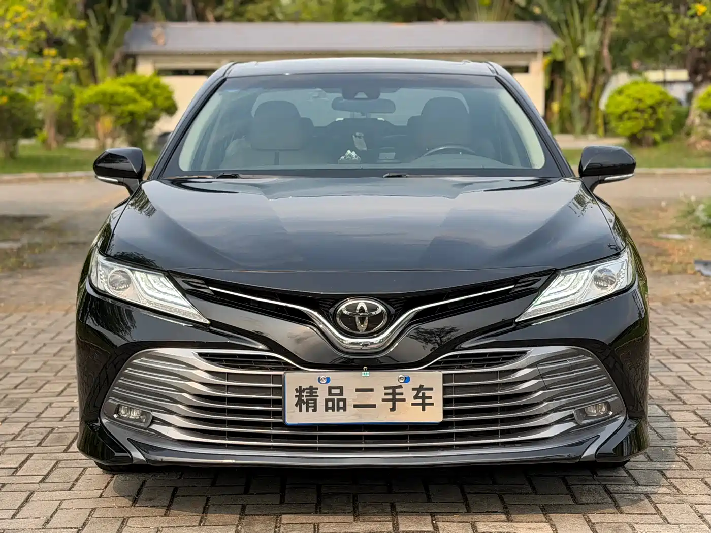 Toyota Camry 2018 2.0G Luxury Edition фото 2