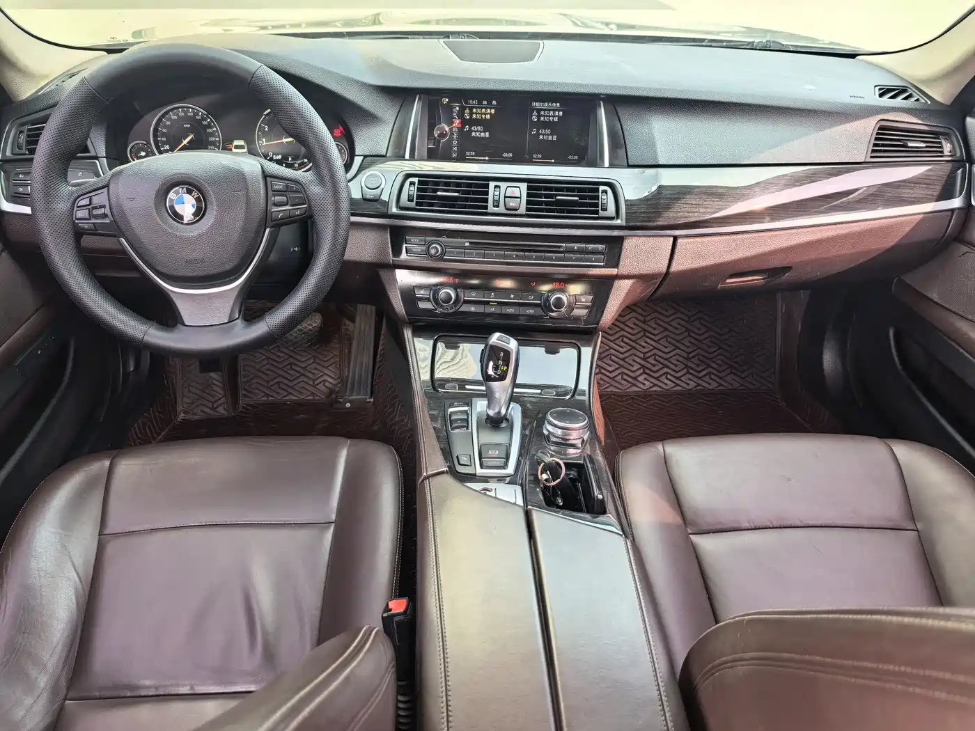 BMW 5 Series 2014 525Li Luxury Design Package фото 8
