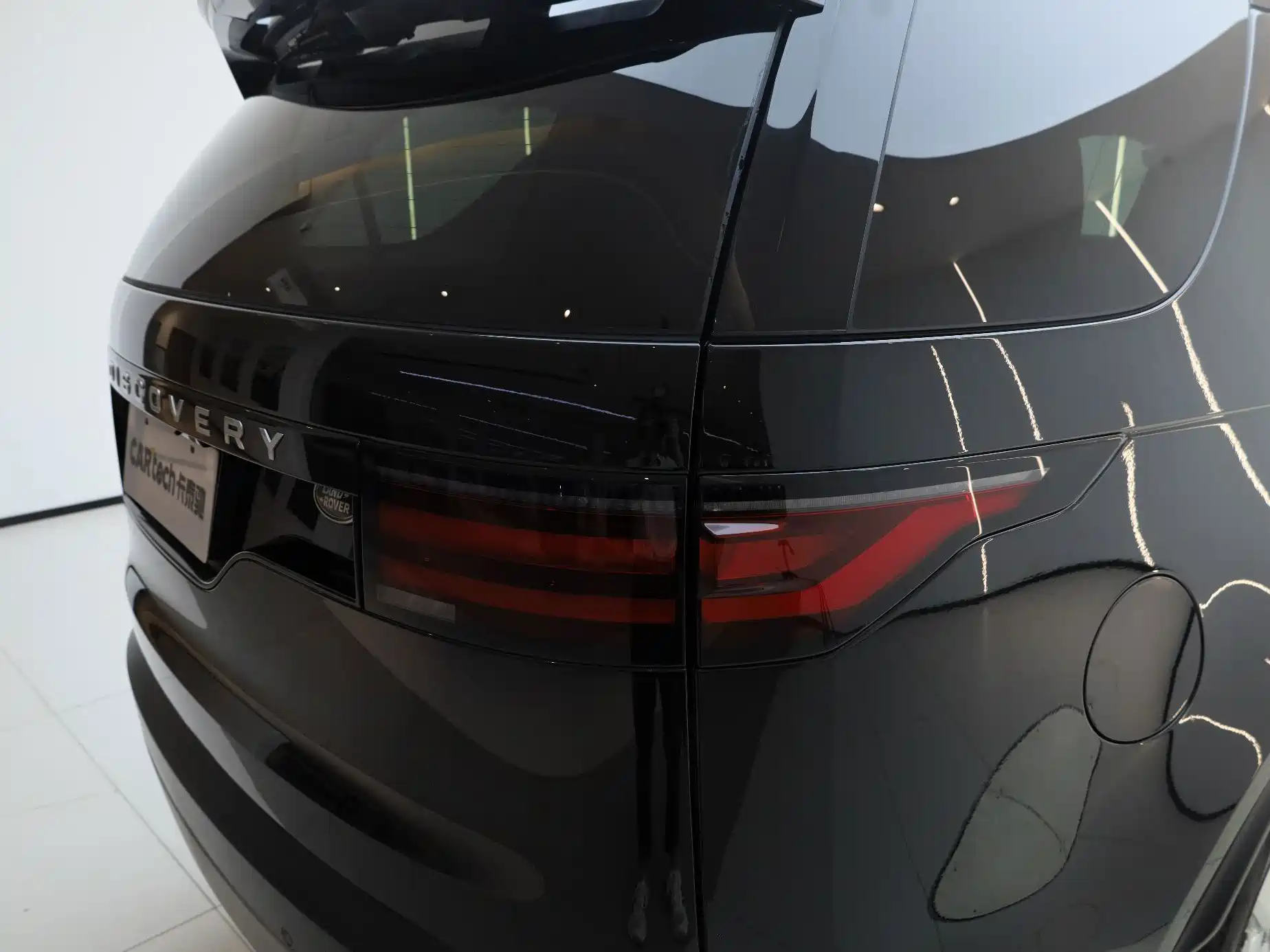 Фото 8 - Land Rover Discovery