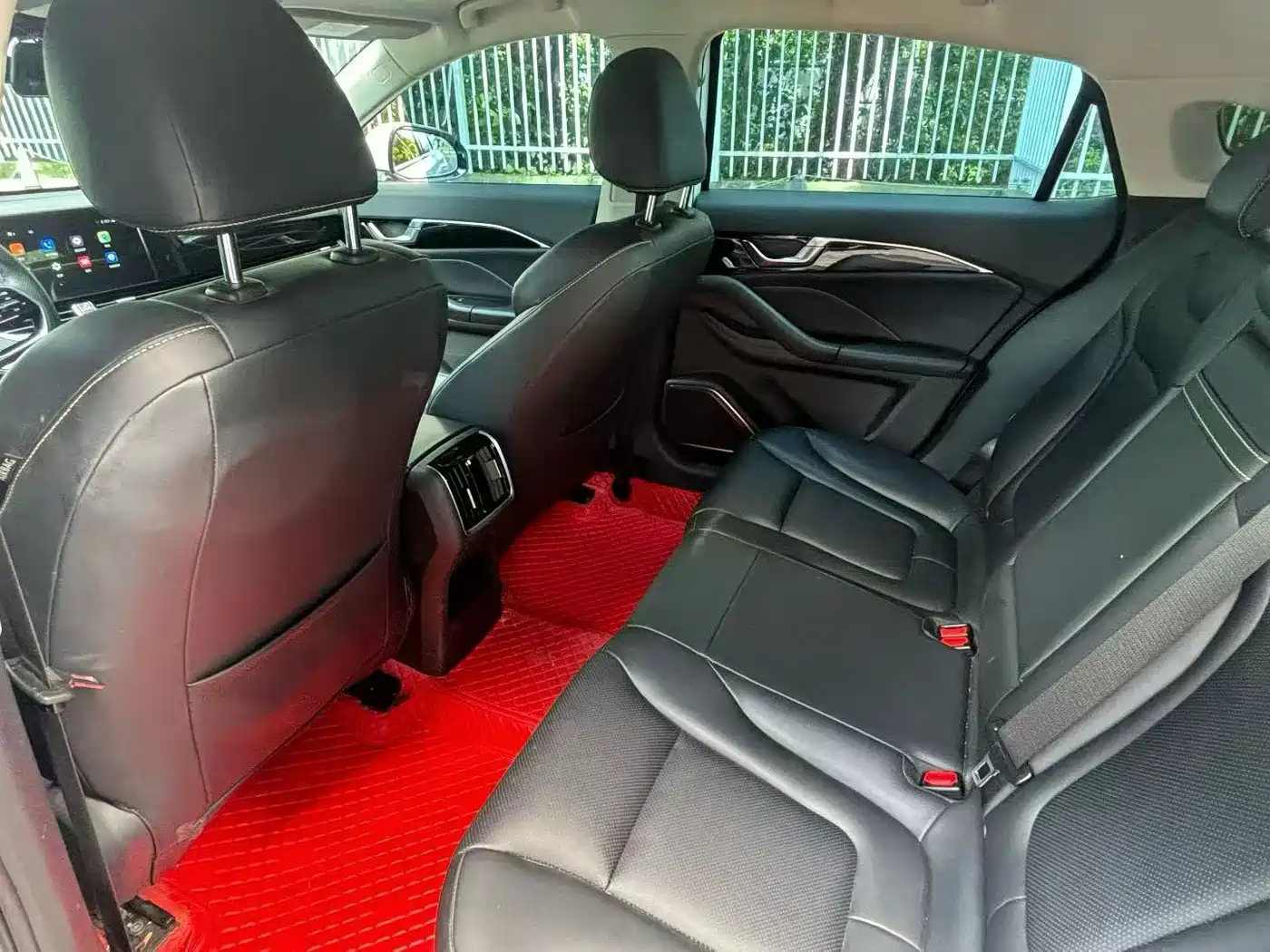 Фото 9 - Besturn B70