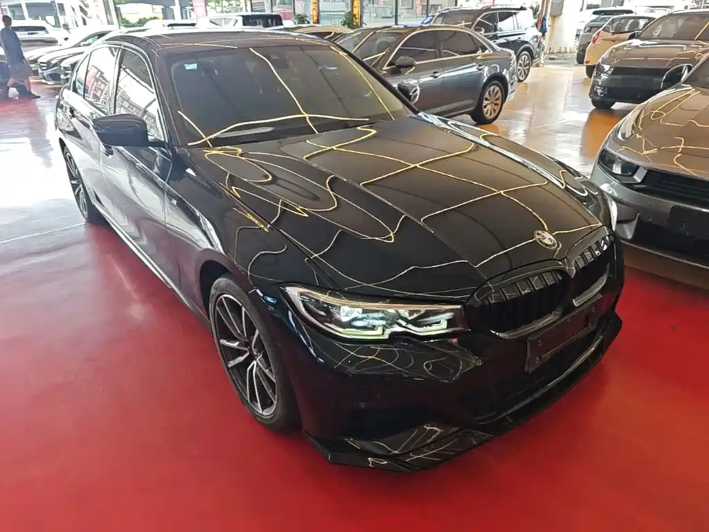 BMW 3-SERIES
