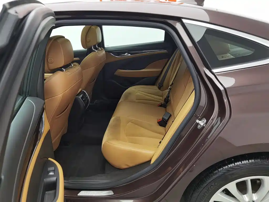 BUICK LACROSSE