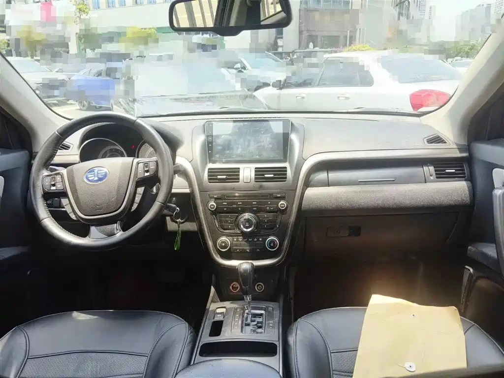 Besturn X80 2015 2015 2.0L Automatic Comfort Anniversary Edition