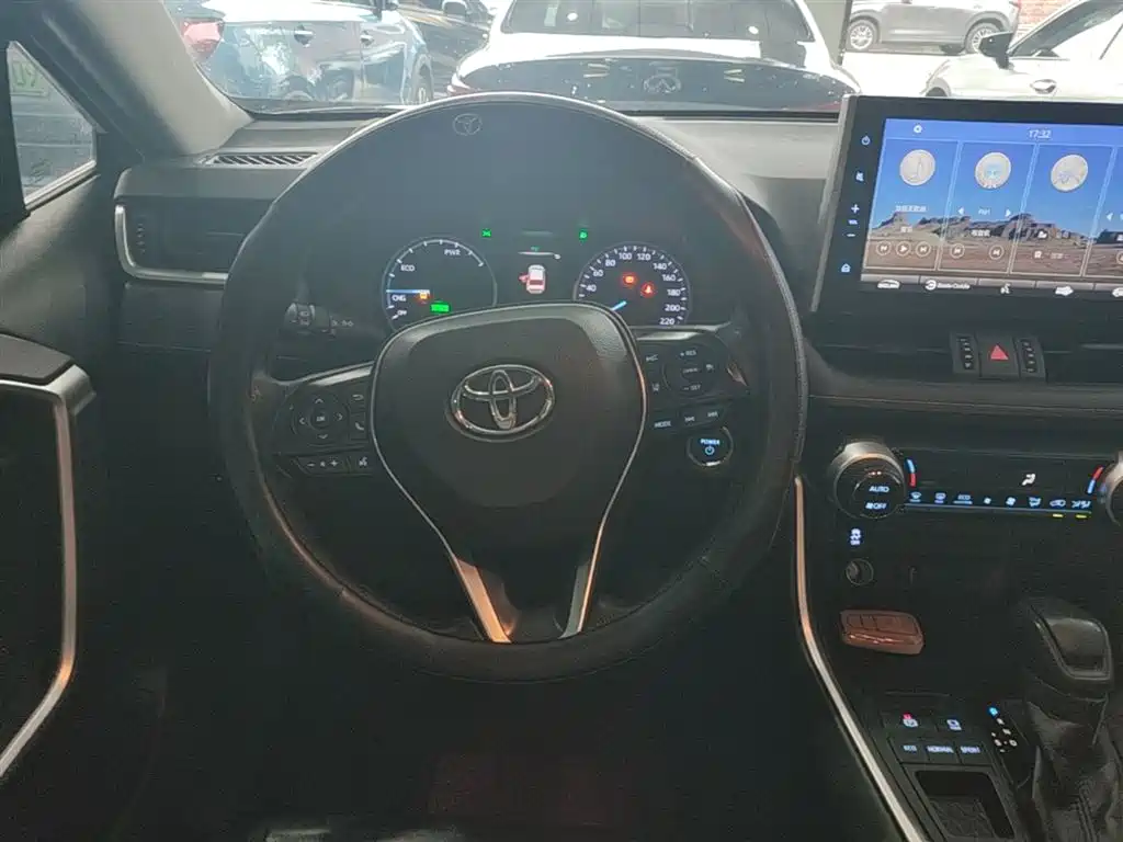Toyota Wildlander 2020 Dual Engine 2.5L E-CVT FWD Luxury фото 17