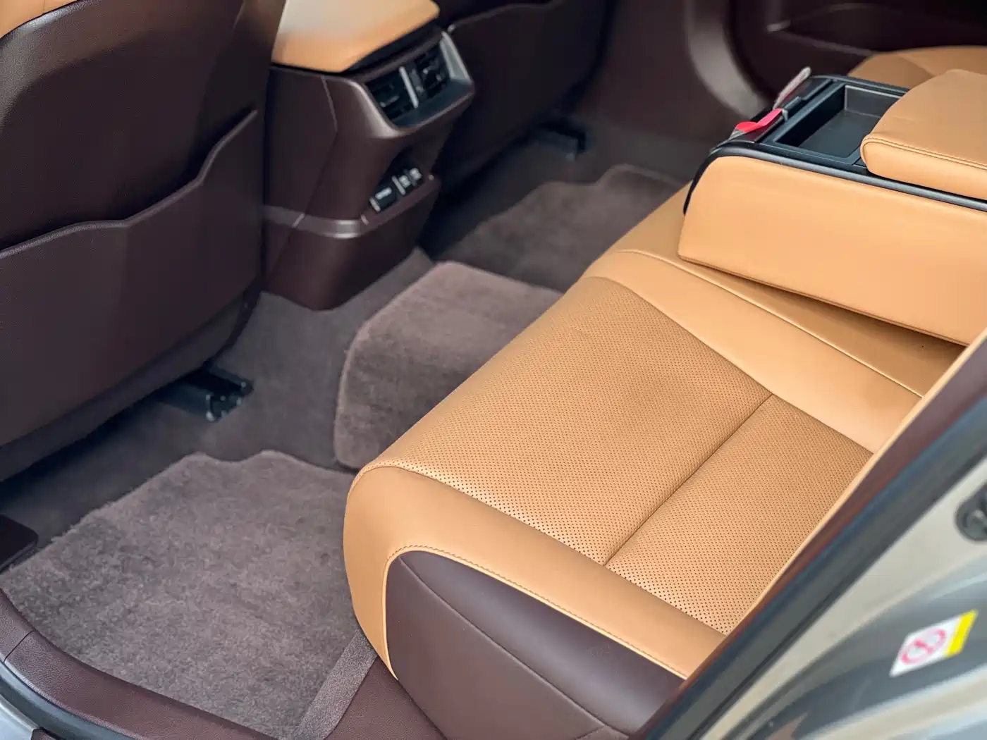 Lexus ES 2018 260 Excellence Edition China V фото 13