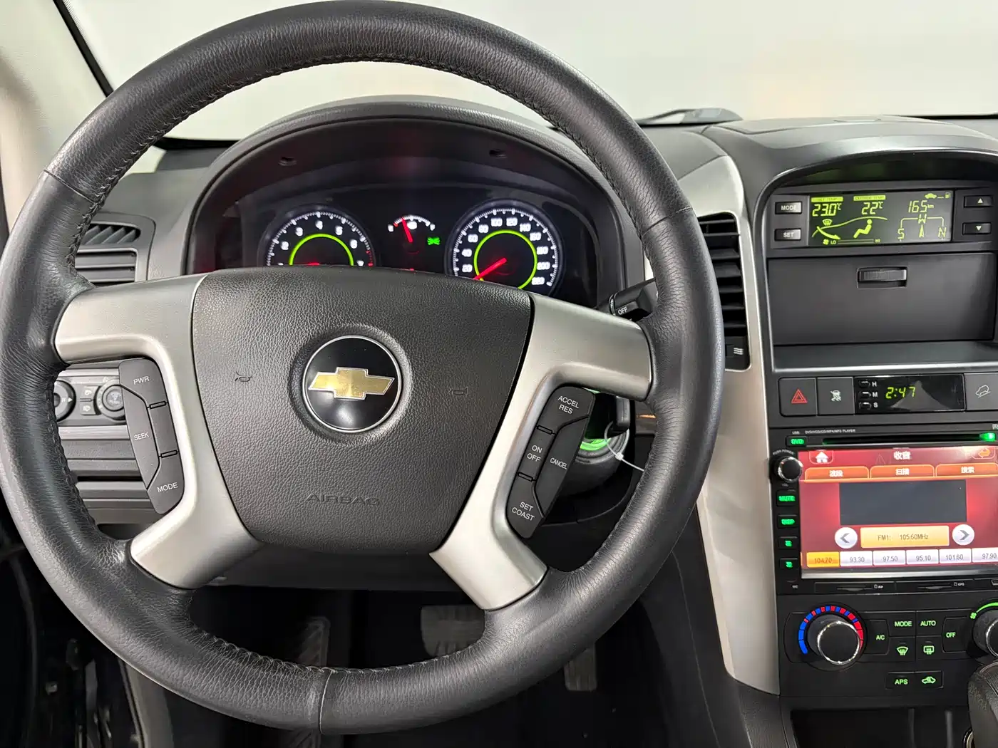 Chevrolet Captiva (Import) 2010 3.2 AT 7-Seater Flagship фото 15