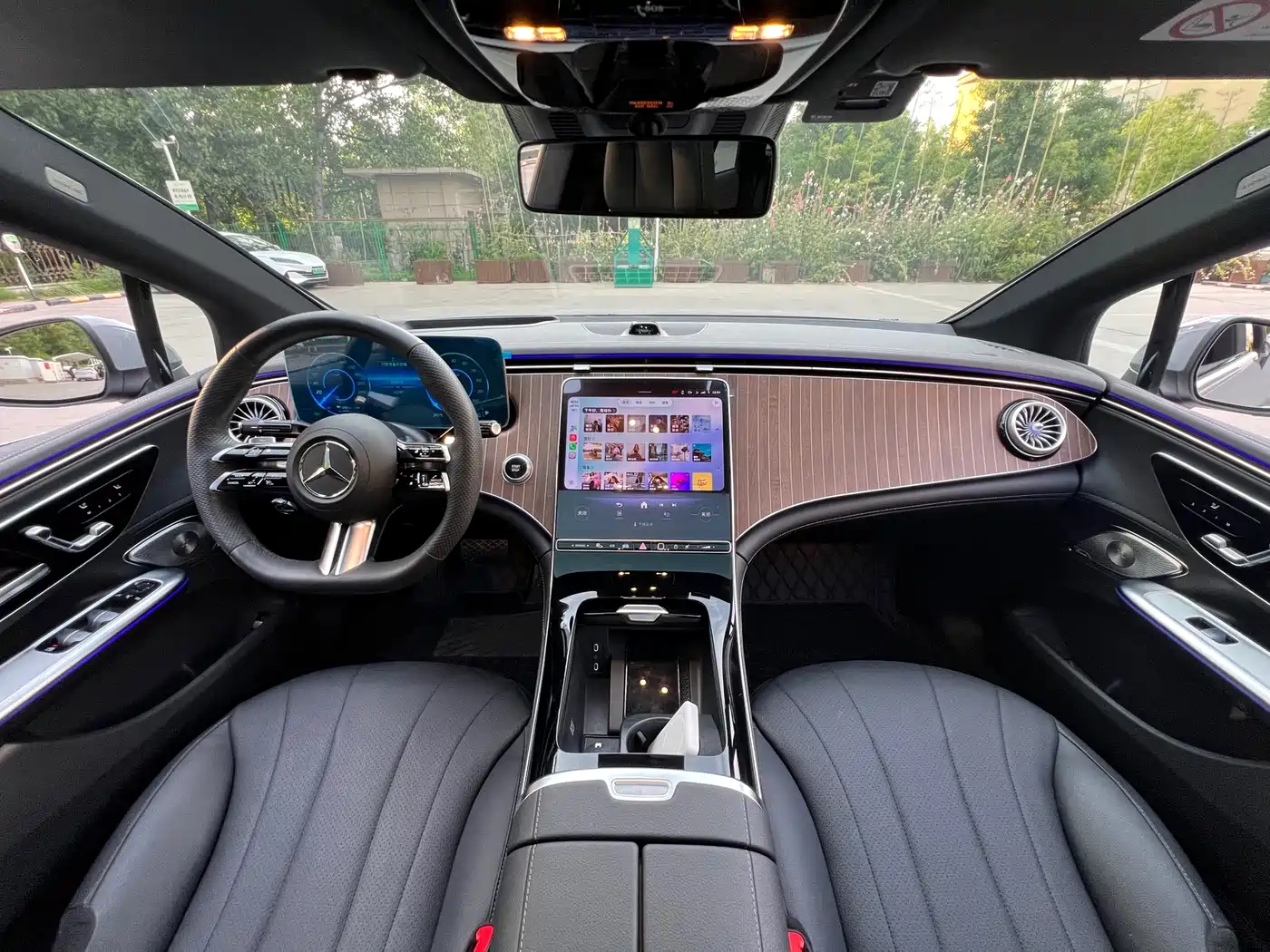 Mercedes-Benz EQE 2023 2022 350 Luxury Edition