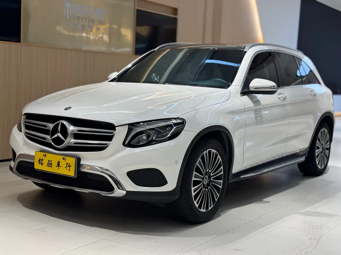 Mercedes-Benz GLC 2019 Model GLC 200 L 4MATIC