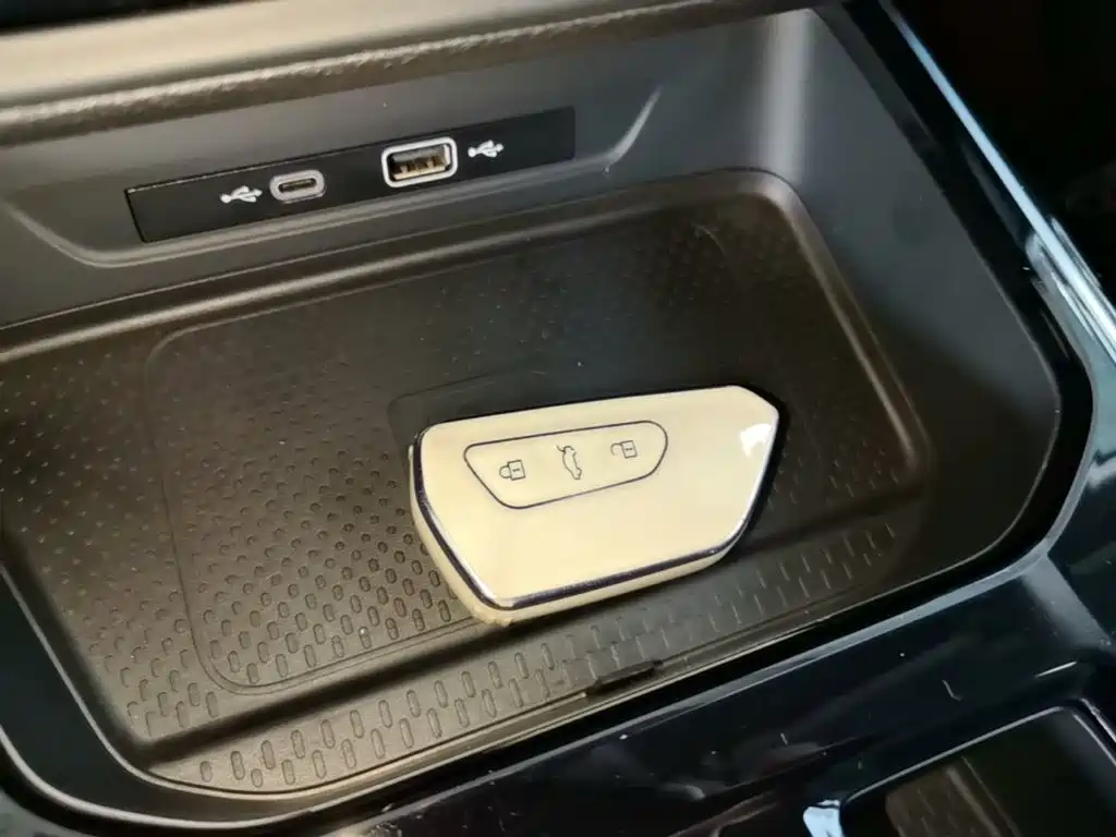 Photo 9 - Volkswagen Lamando