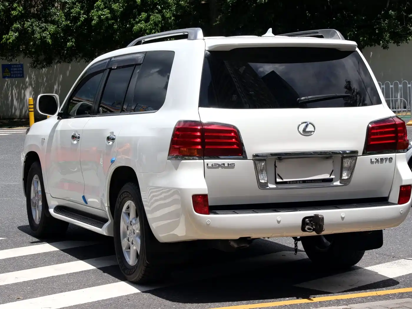 Lexus LX 2009 570 фото 16