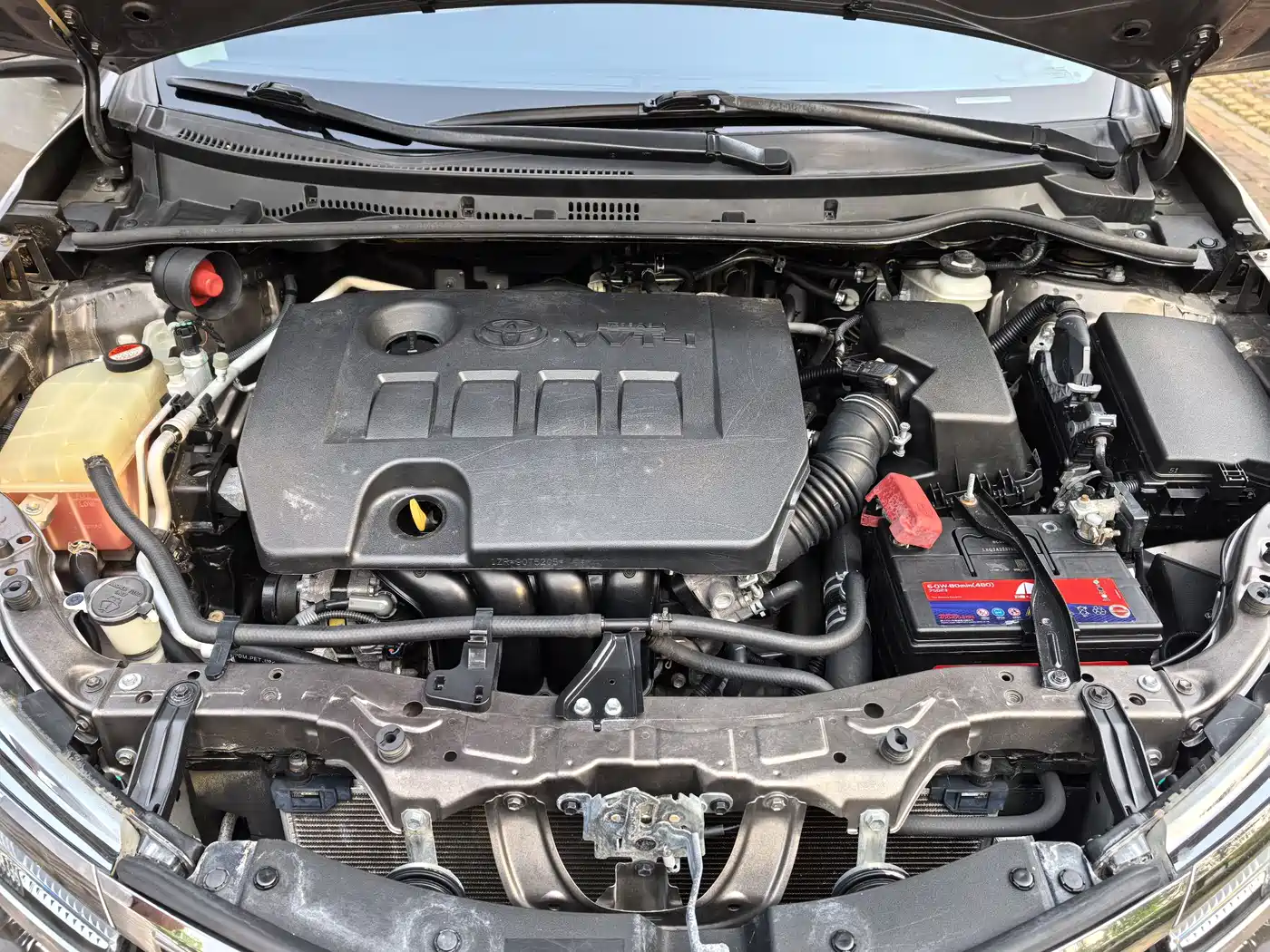 Toyota Corolla 2014 1.6L CVT GL фото 15
