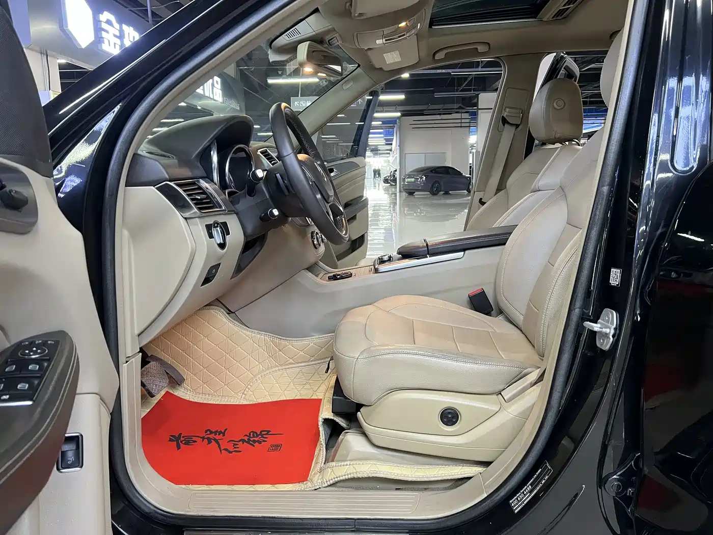 Mercedes-Benz M-Class 2014 ML 320 4MATIC фото 7