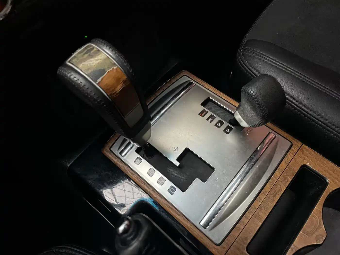 Mitsubishi Pajero (Import) 2018 3.0L Automatic Luxury Edition фото 9