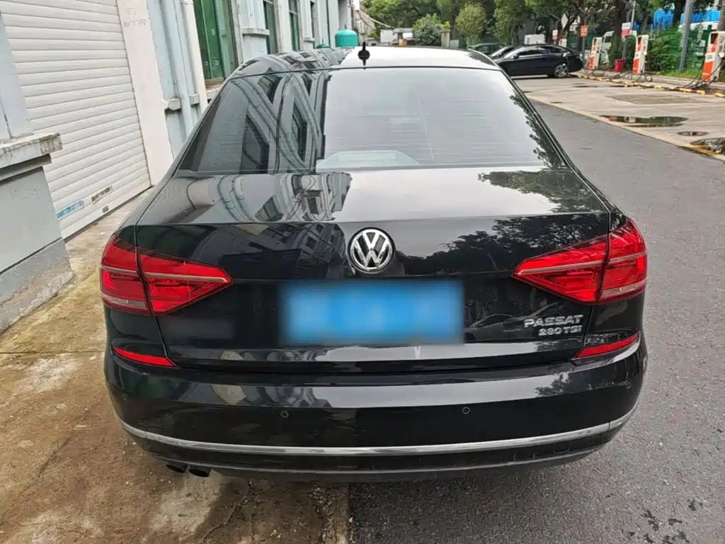 Фото 6 - Volkswagen Passat