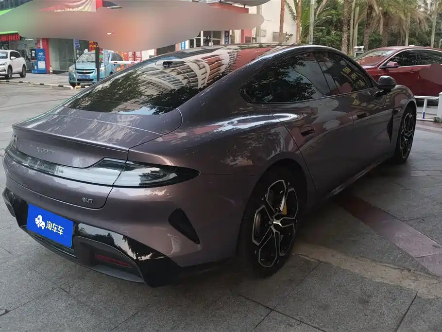 XIAOMI CAR XIAOMI SU7