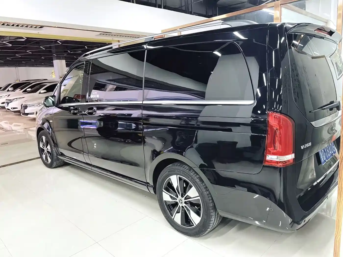 Mercedes-Benz V-Class 2020 V 260 Luxury Edition фото 4