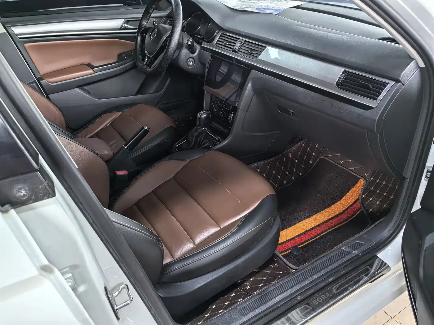 Volkswagen Bora 2016 Model 1.6L Automatic Comfort фото 12