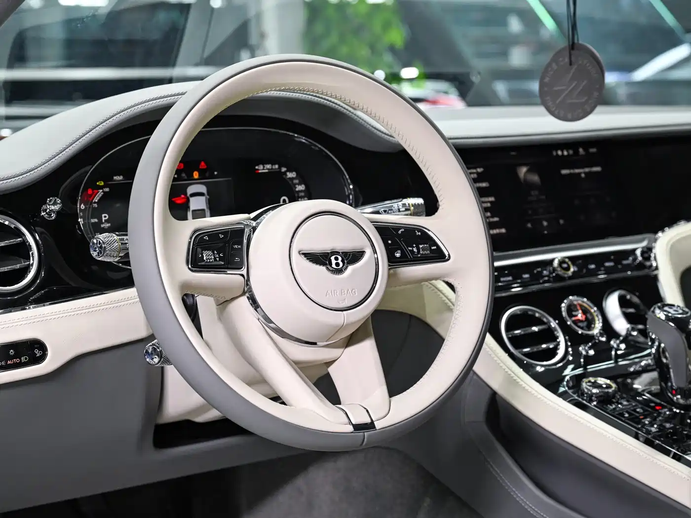 BENTLEY CONTINENTAL PLUG IN HYBRID