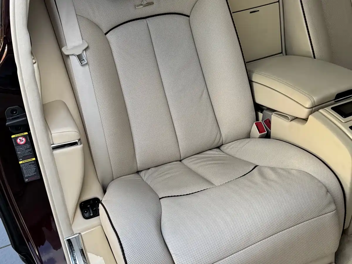 Maybach Maybach 2012 2007 Model 6.0T 62 S