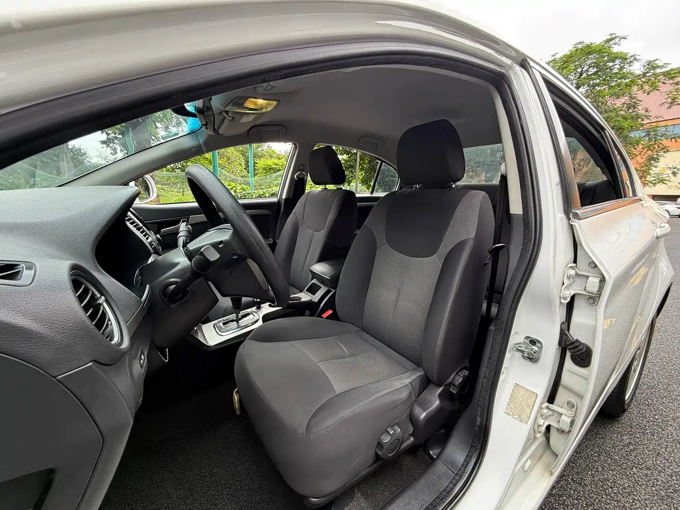 Roewe 350 2014 2013 350S 1.5L Automatic Express Edition