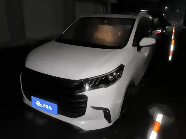 saic-maxus chase-g50