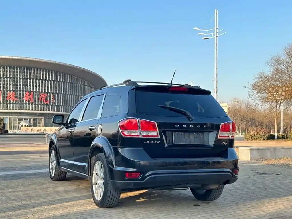 Dodge Journey 2015 2013 Model 2.4L 2WD Premium Edition