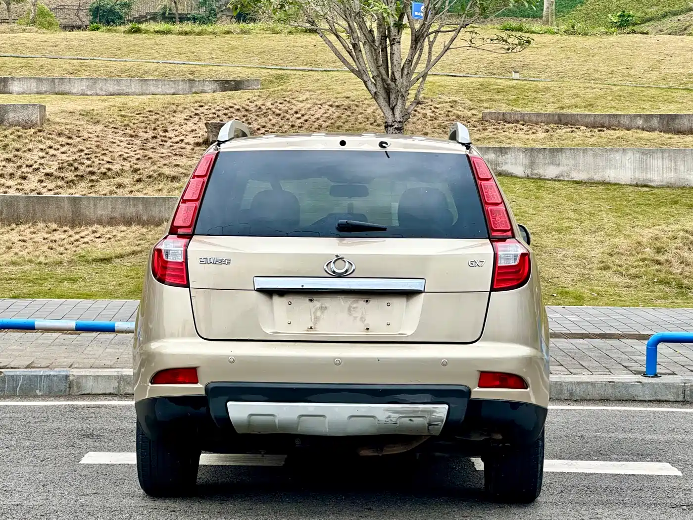 Geely GX7 2014 2014 2.0L Automatic Premium