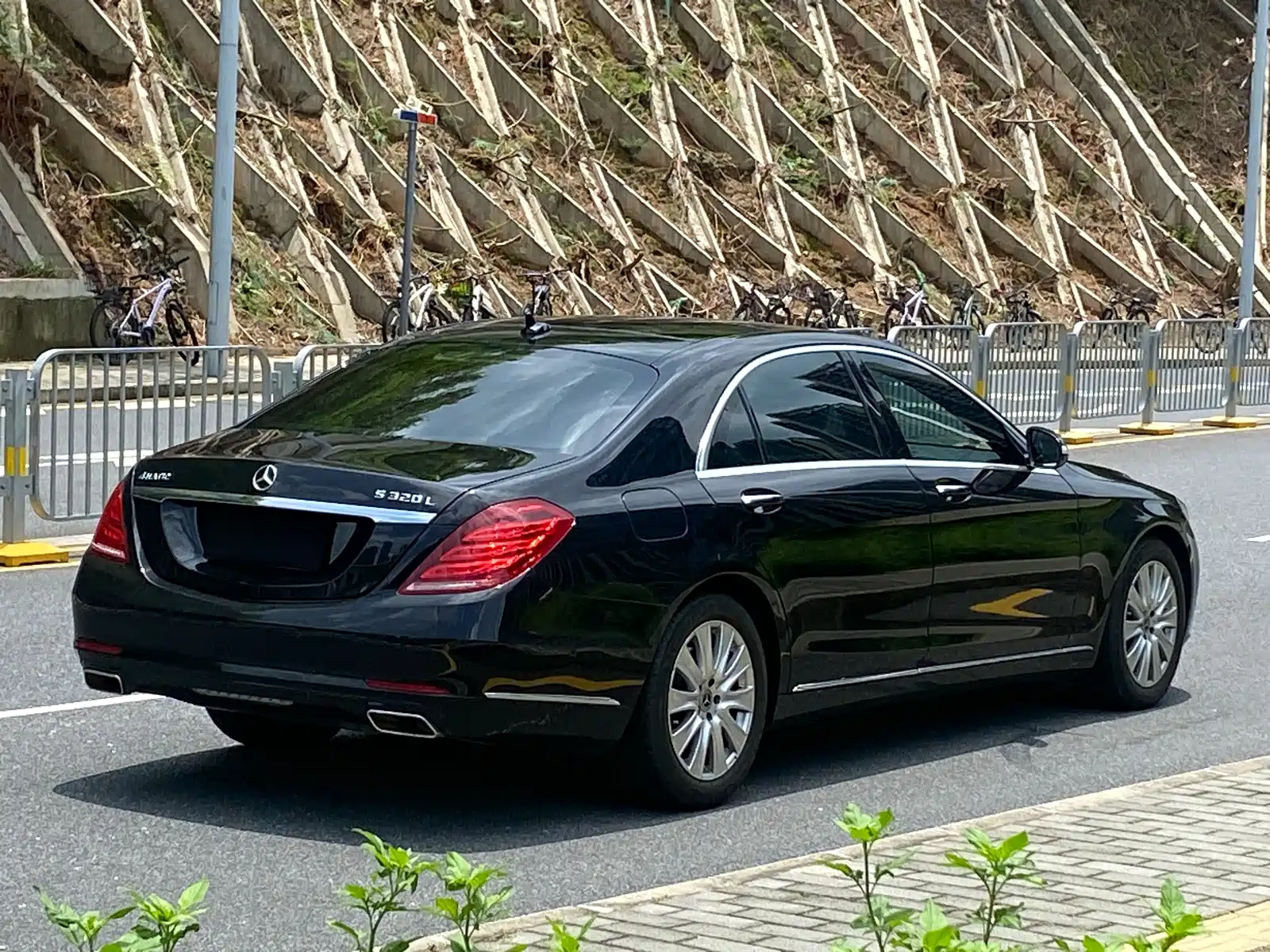 Фото 4 - Mercedes-Benz S-Class