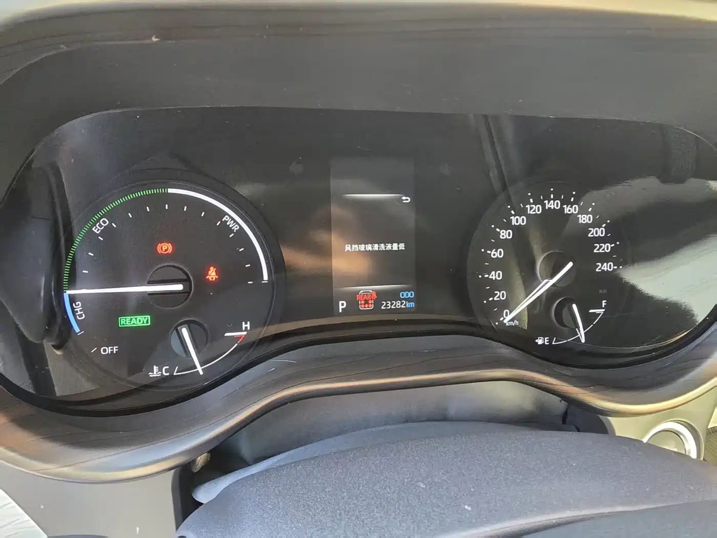 Toyota Sienna 2024 2.5L Hybrid 4WD Premium Edition фото 7