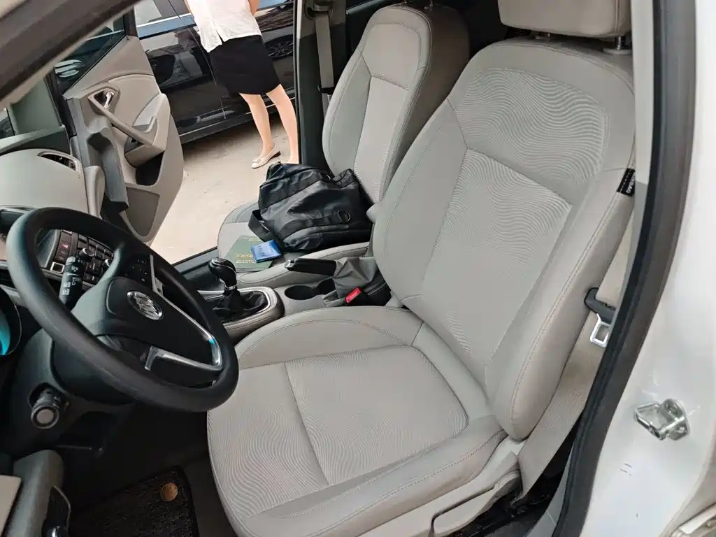 Фото 16 - Buick Excelle