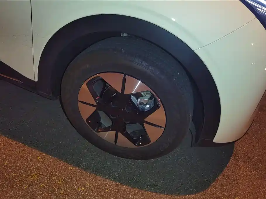 GEELY GALAXY STAR WISH