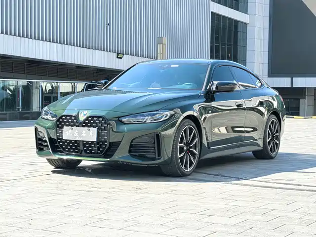 BMW 4-SERIES 2023