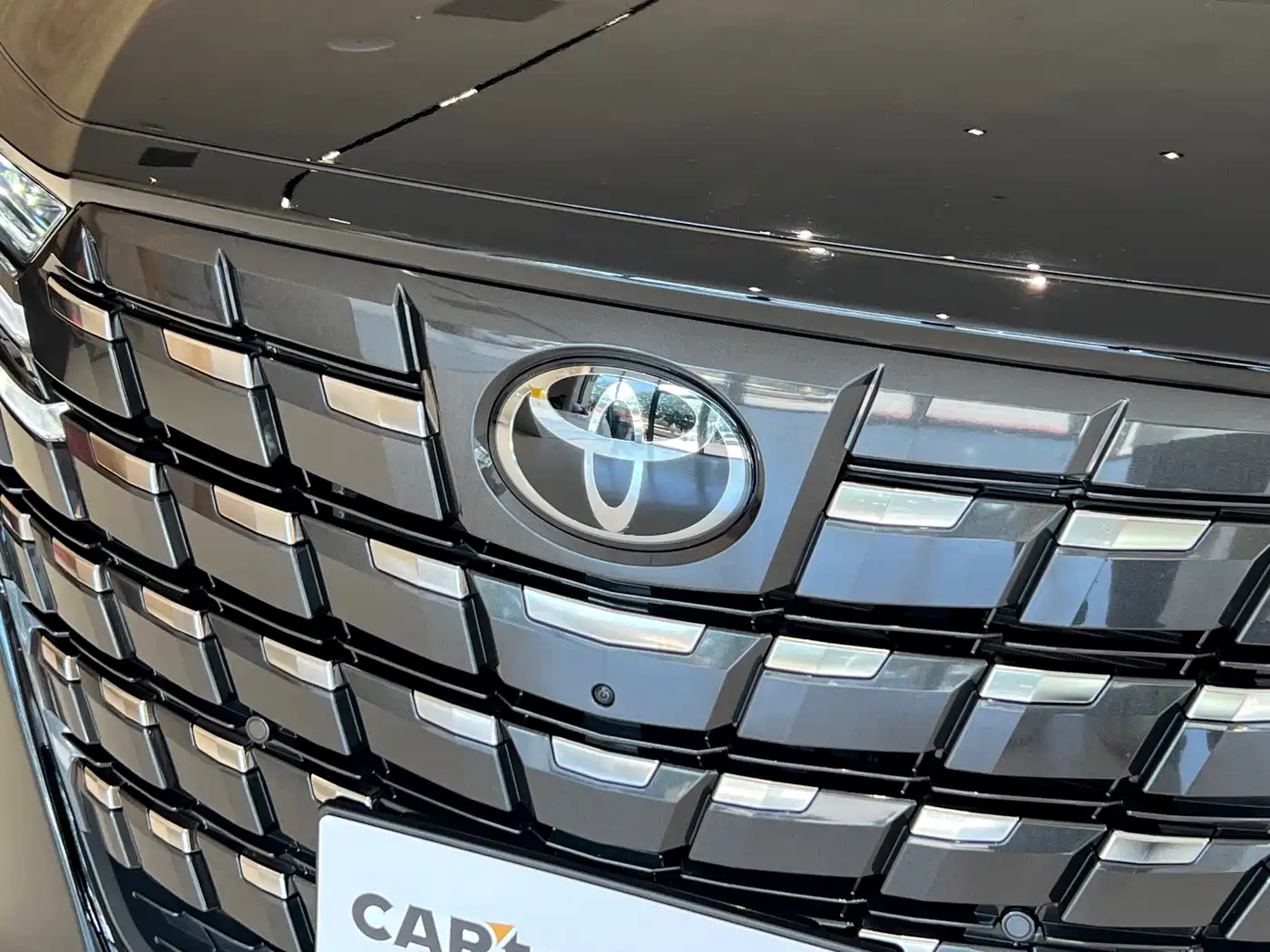 TOYOTA ELFA