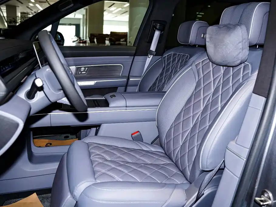NIO ES8 2026 2025 Model 6-Seat Executive Luxury Edition