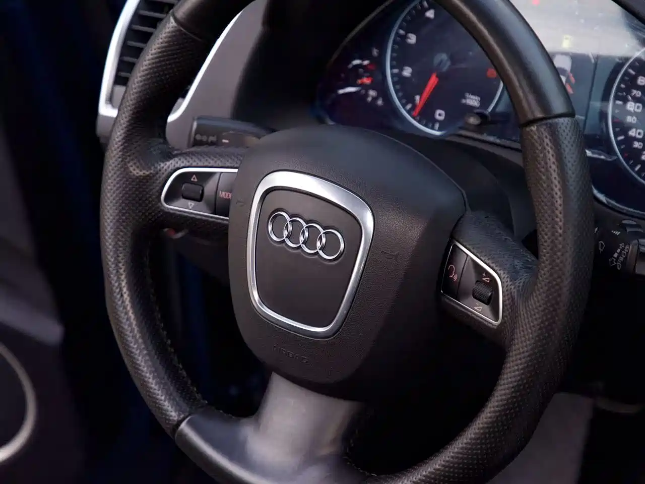 Audi Q5 (Import) 2010 3.2FSI Sport фото 13