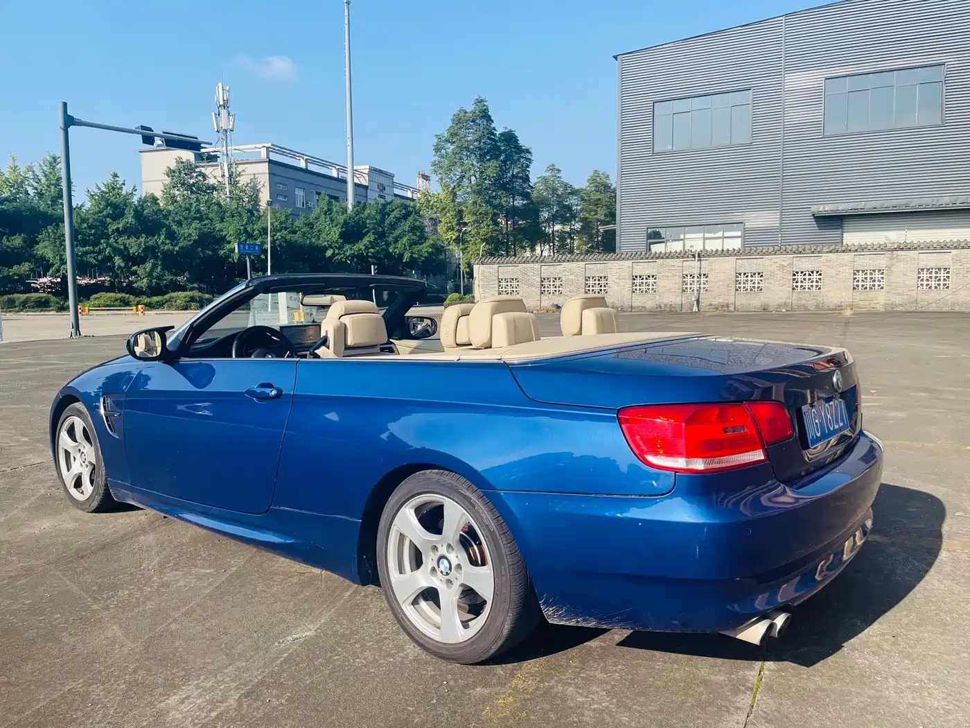 BMW 3 Series (Import) 2011 325i Convertible Coupe фото 10