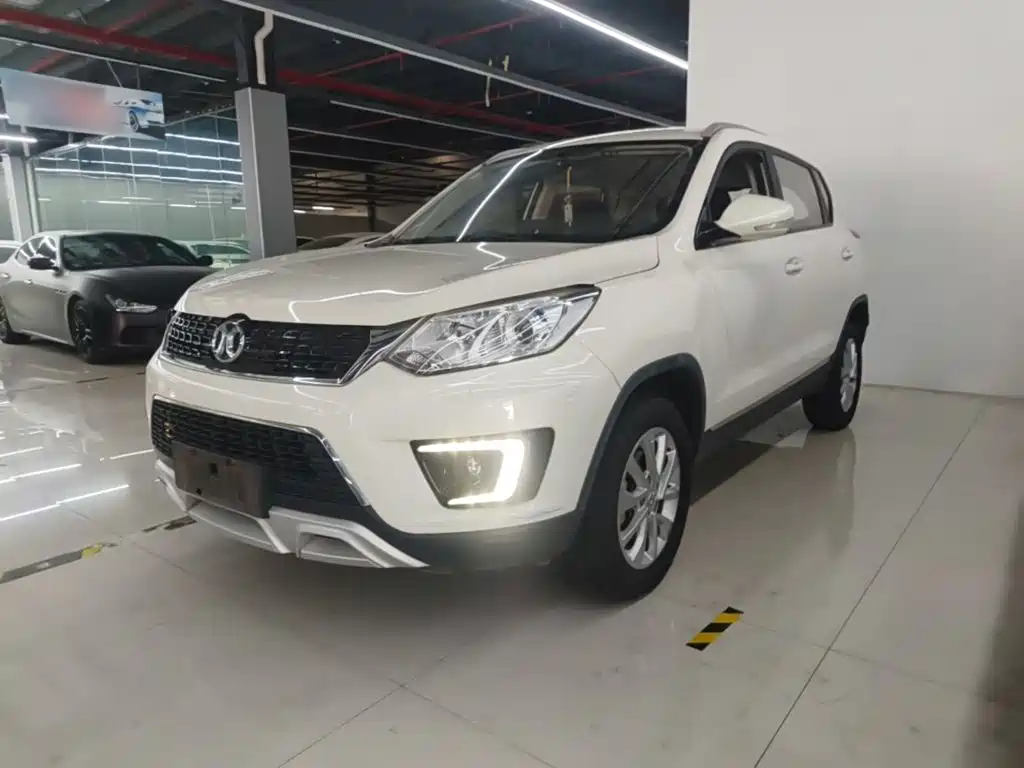 BAIC Senova X35 2016 2016 1.5L Manual Elite Edition