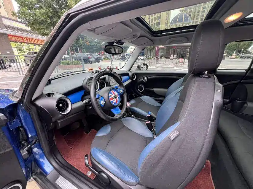 Photo 10 - MINI CLUBMAN