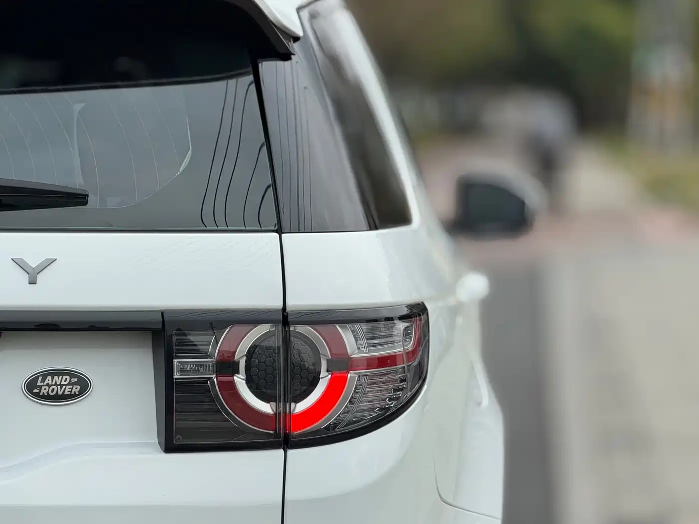Land Rover Discovery Sport 2017 2.0T SE фото 7