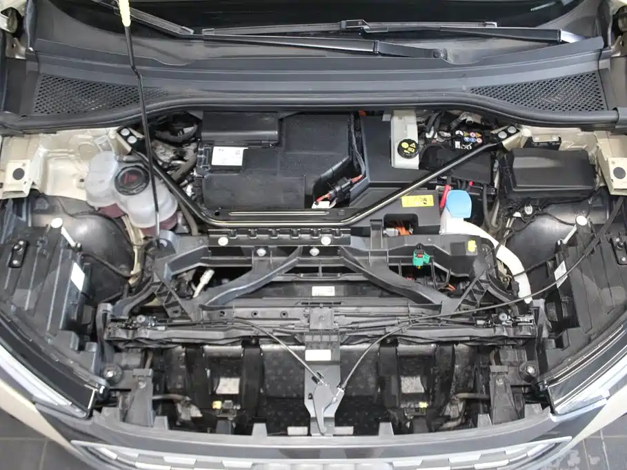 Photo 13 - Audi Q4 e-tron