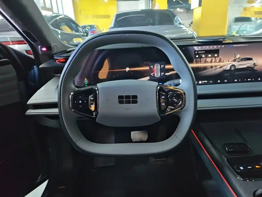 Geely Galaxy Galaxy E8 2025 2025 700km Long Voyage Smart Drive Edition