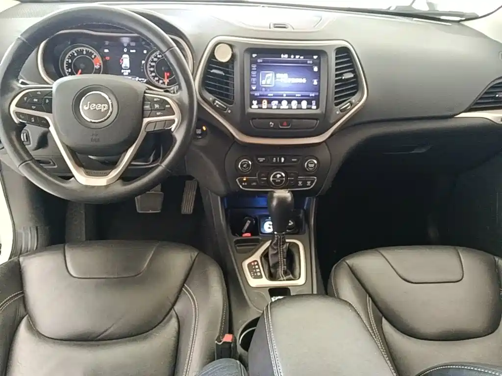 Jeep Cherokee 2018 2017 2.0L Superior Edition