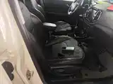 Фото 25 - Jeep Compass