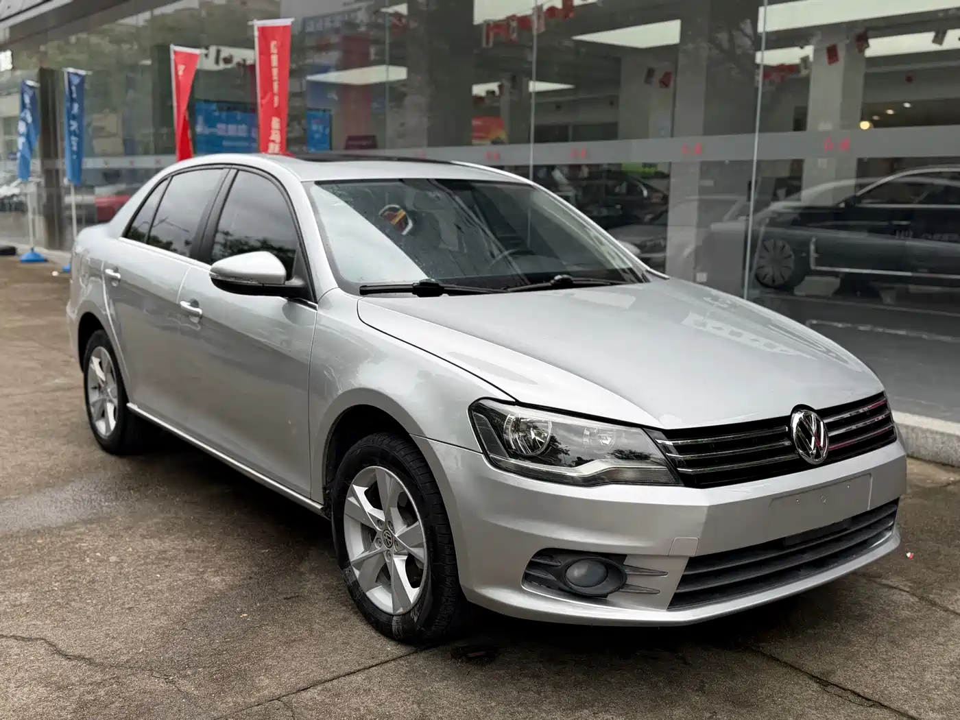 Volkswagen Bora 2013 2013 1.6L Automatic Comfort Model