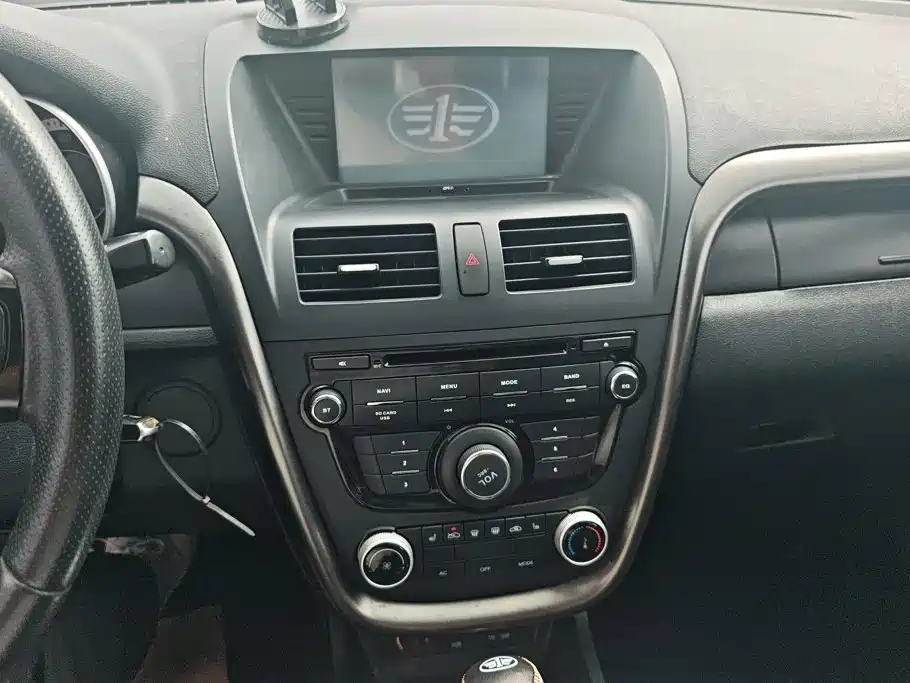 Besturn X80 2016 2016 2.0L Automatic Comfort Model